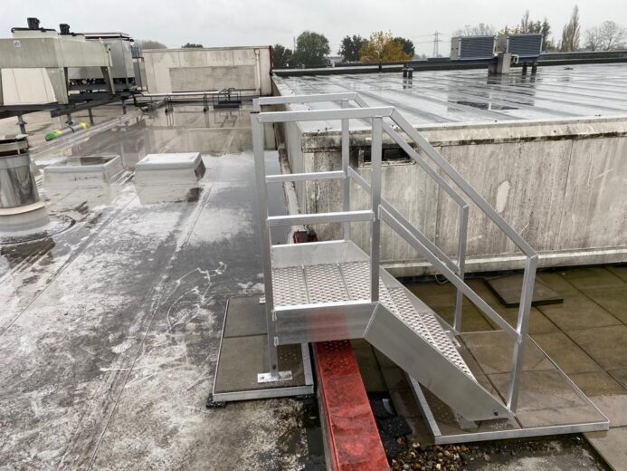 Vaste aluminium trap op maat gemaakt door ALGA