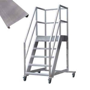 Verrijdbare bordestrap aluminium met dichte antisliptrede