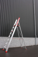 Enkel oploopbare trap type EOT 8 treden